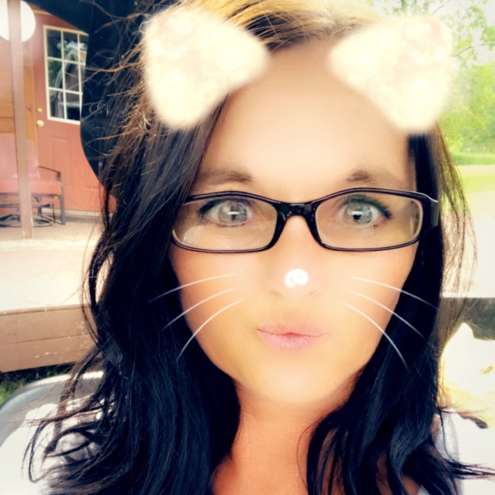 Meet your Posher, Mmandy